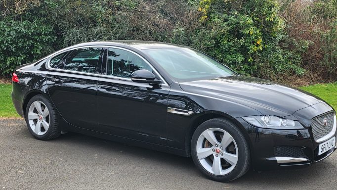 Jaguar XF Saloon car in Black